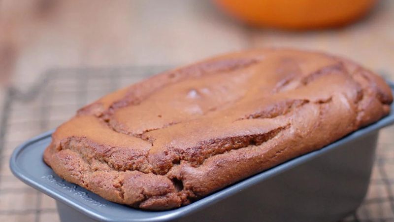 Almond Flour Pumpkin Bread