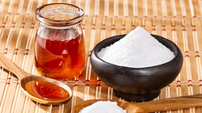 Baking Soda: 8 Beauty Benefits